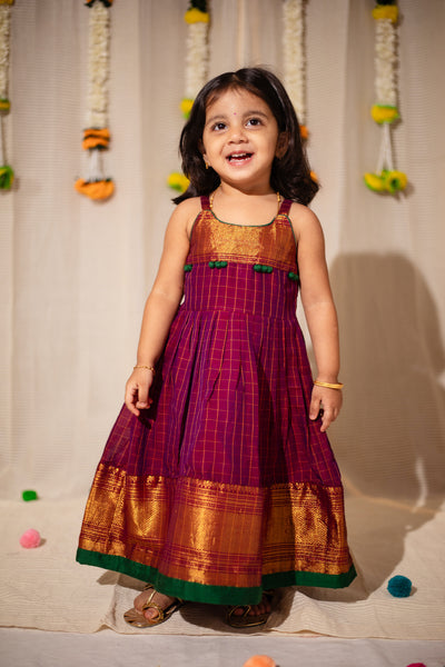 Mia Nakshatra's - Cute little doll Anwita in Onam theme Special Kerala  Kasavu Pattupavada😘😘😘 | Facebook