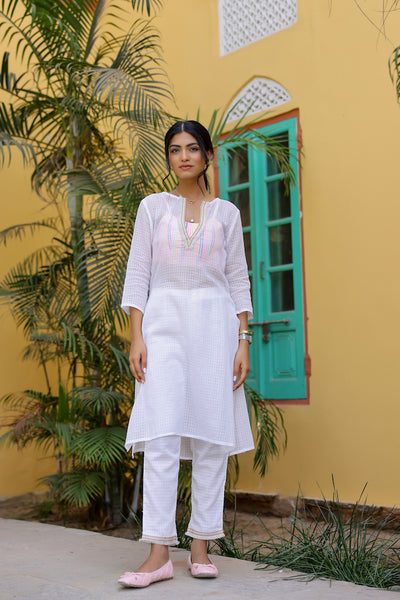 Peonia White Kurta-Pant with Stripe Bralette