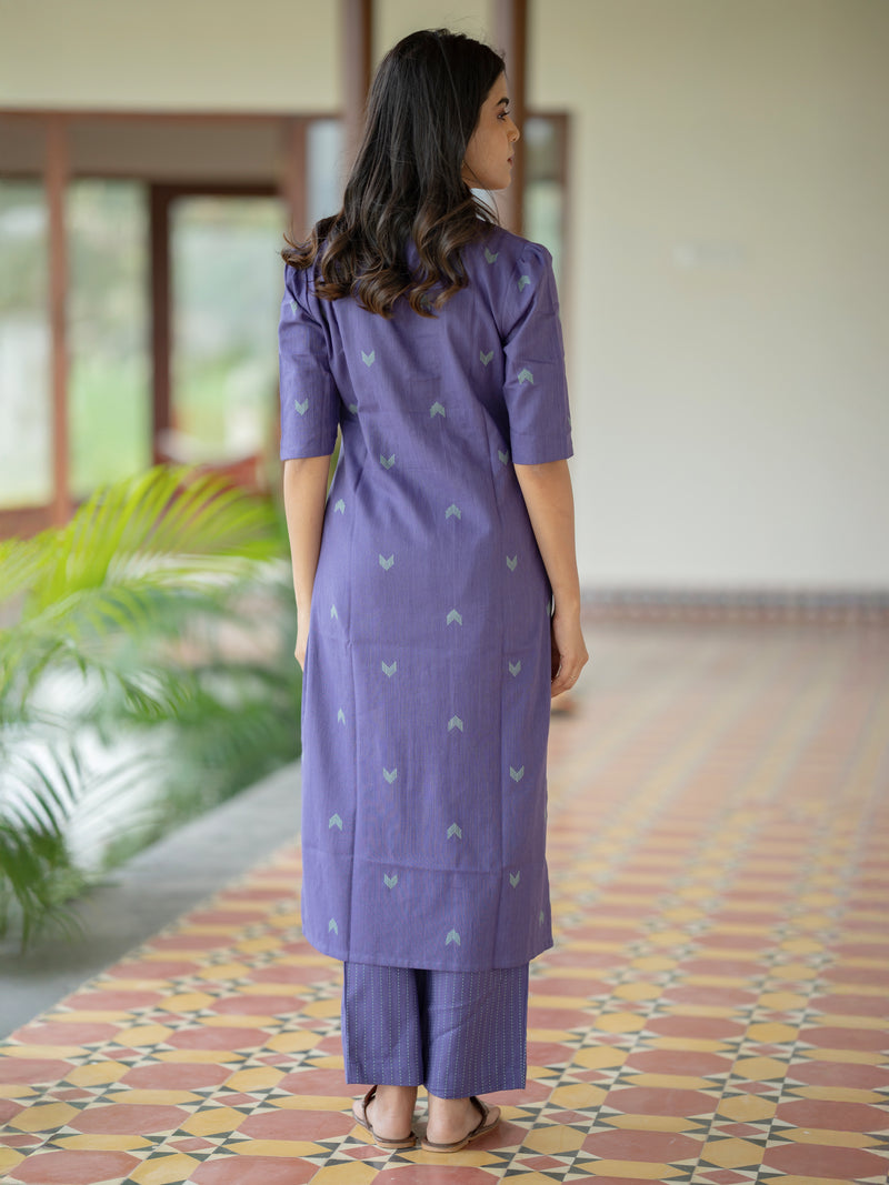 Arrow Charm Handloom Kurta Set