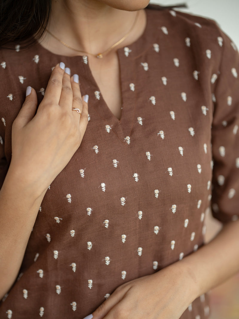 Cinnamon Embroidered Kurta