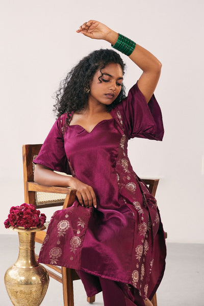 Plum Aura