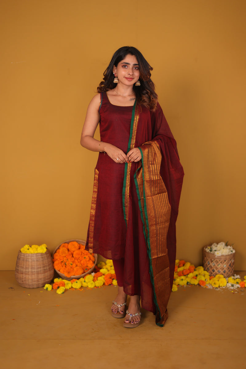 Tarika Maroon Kurti Set - Maroon Dupatta