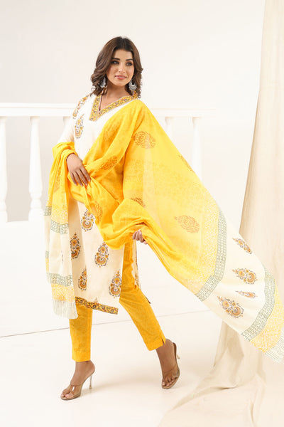 Pastel Yellow Mughal Kurta Set