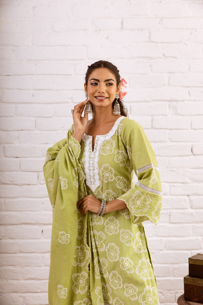 Zoori Lime Green Embroidery Kurta Set