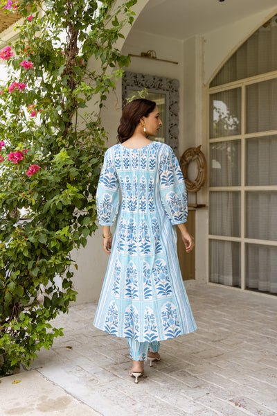 Jugni Sky Blue White Abhaya