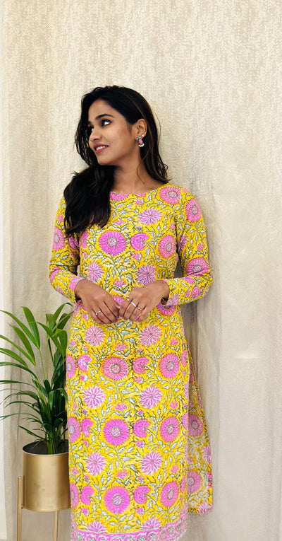 Kanmani - yellow with pink