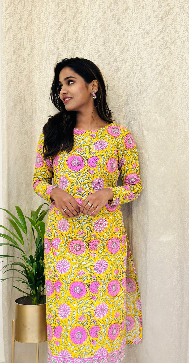 Kanmani - yellow with pink