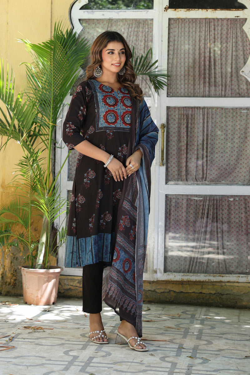Black Red Mughal Kurta Set