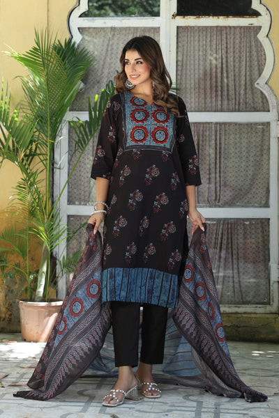 Black Red Mughal Kurta Set