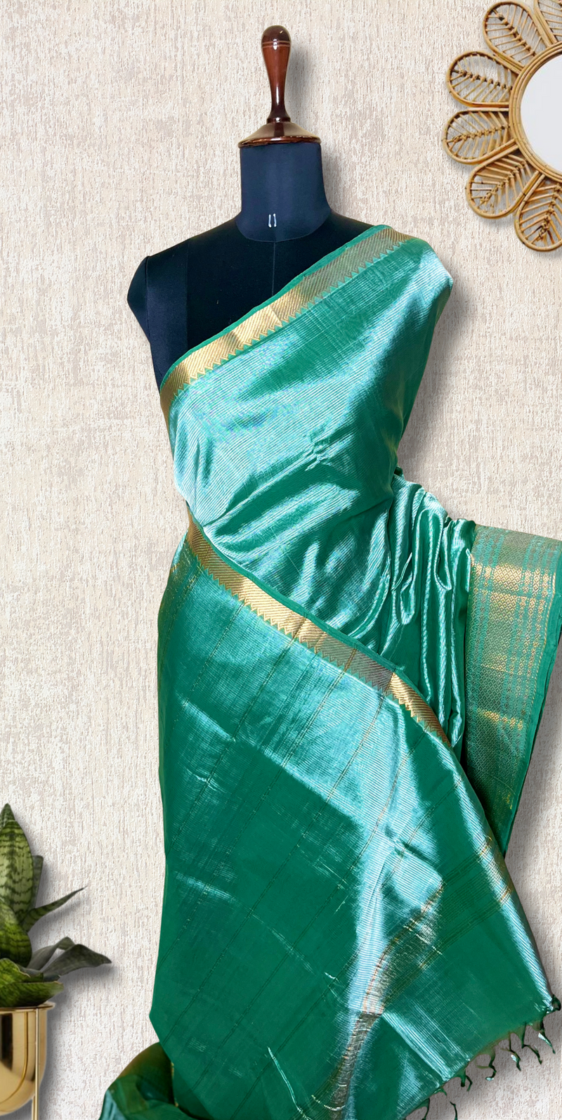 Handwoven Mangalgiri Silk Cotton Saree - Water Leaf + Gold
