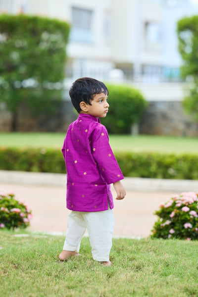 Magenta Boy