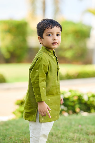 EXP - Mayil Green Butta Boy
