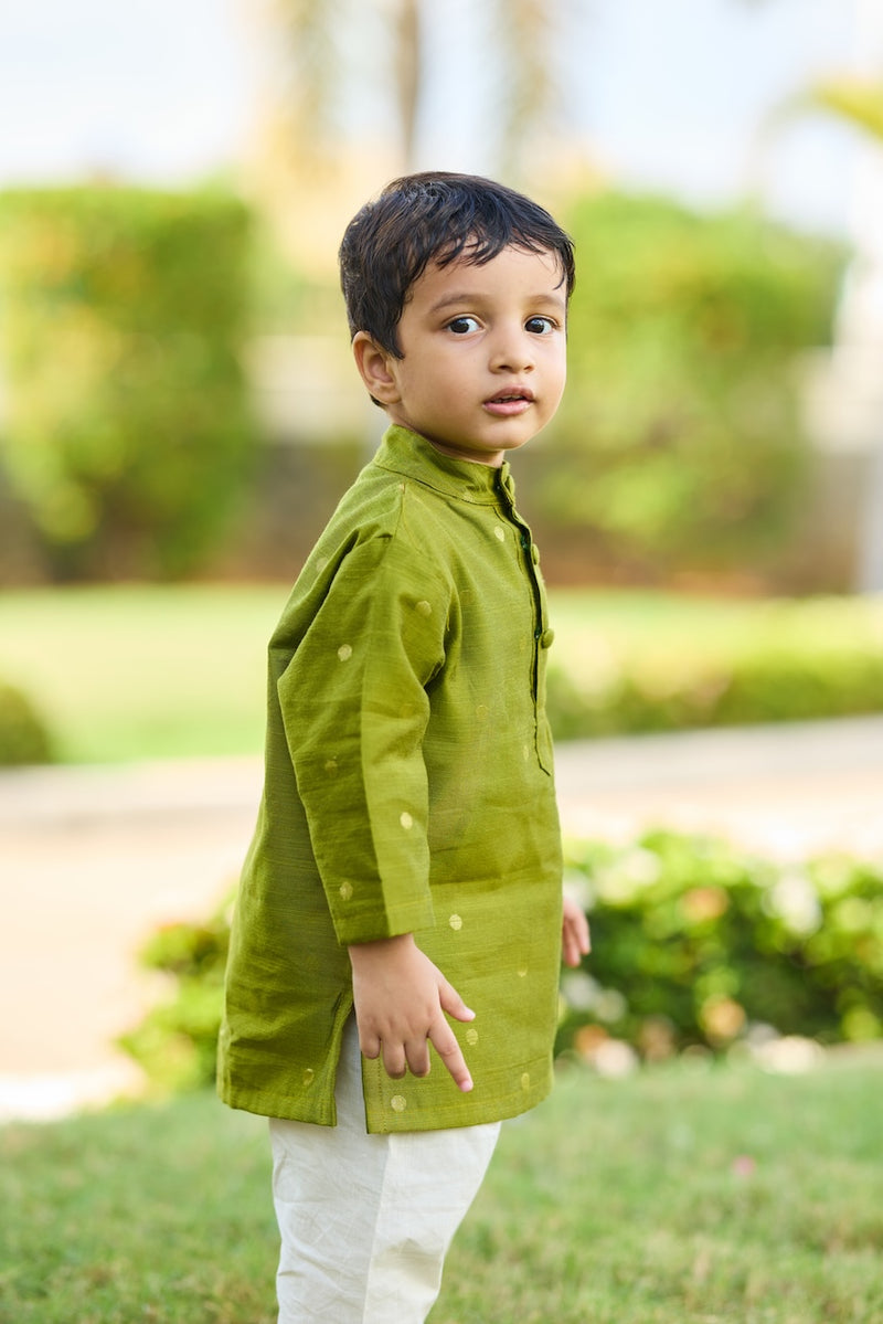 EXP - Mayil Green Butta Boy