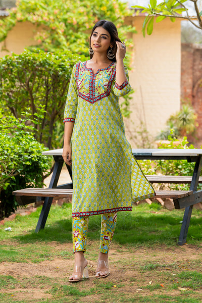 Green Red Floral Patch Kurta Set