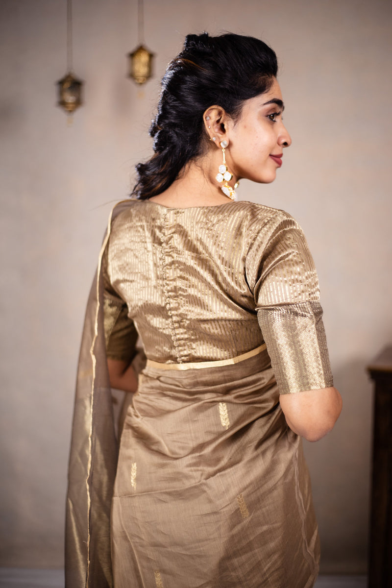 EXP - Reeva - Handwoven silk cotton saree - Frosted Almond + Gold