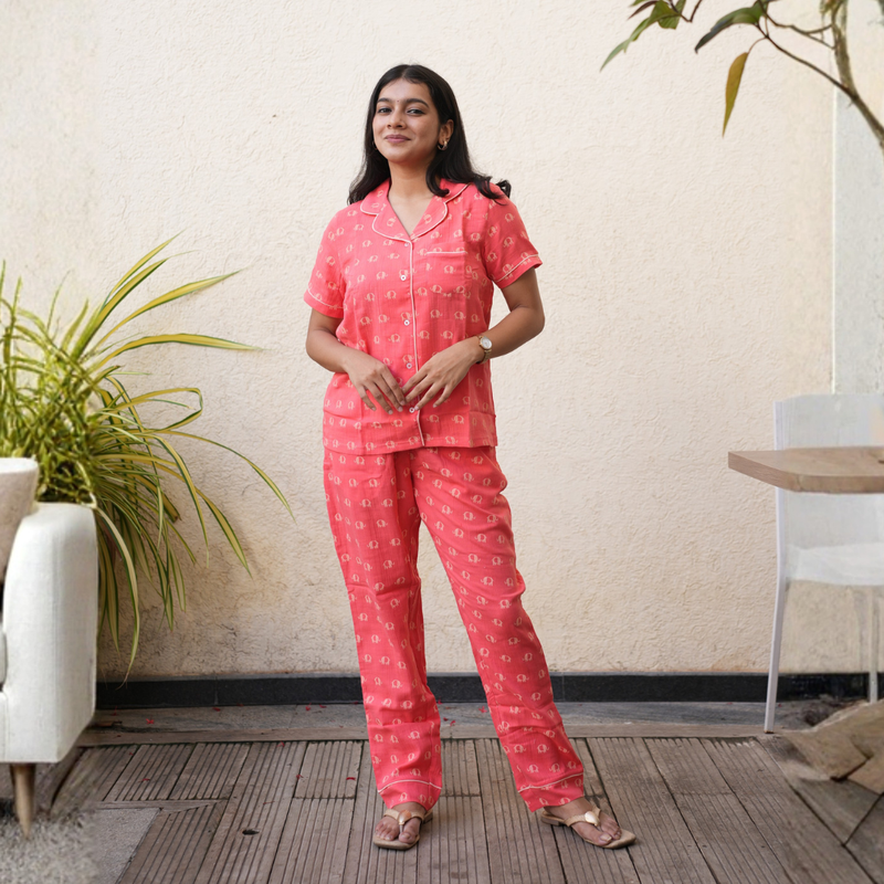 RED ELEPRINT MUSLIN PYJAMAS