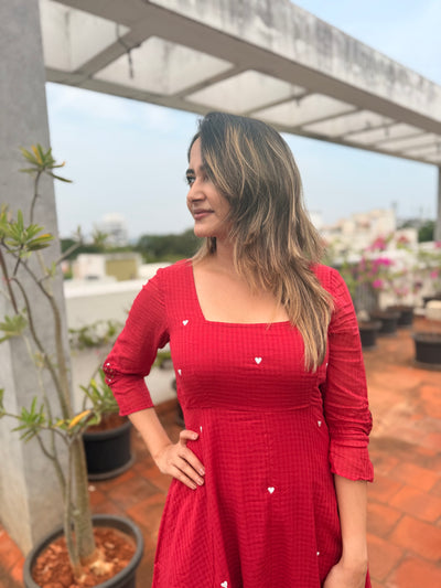 Nayeli - Red