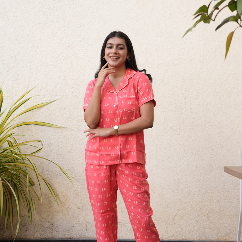 RED ELEPRINT MUSLIN PYJAMAS