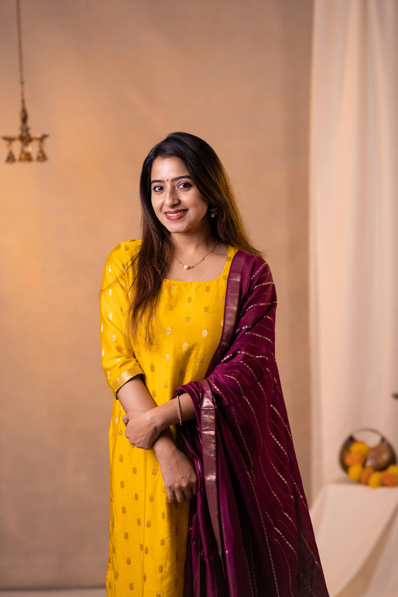 NOOR - YELLOW SET