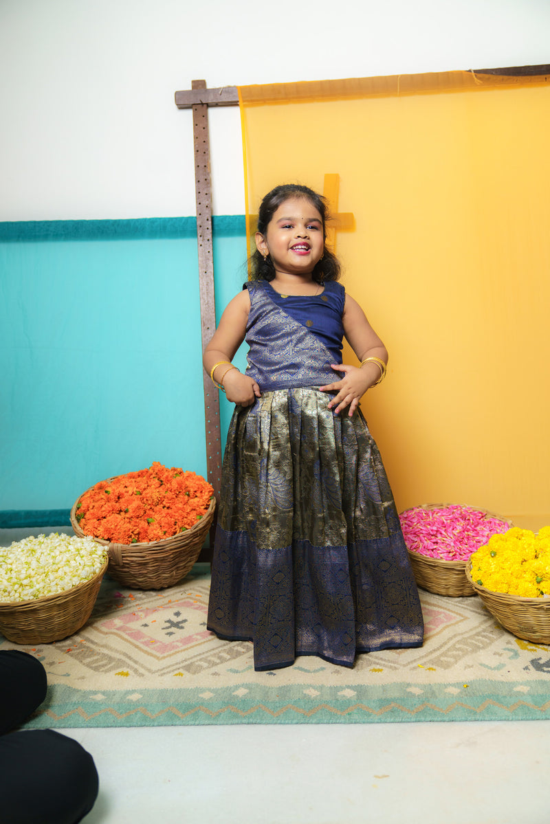 Ishwarya Navy Blue Mini