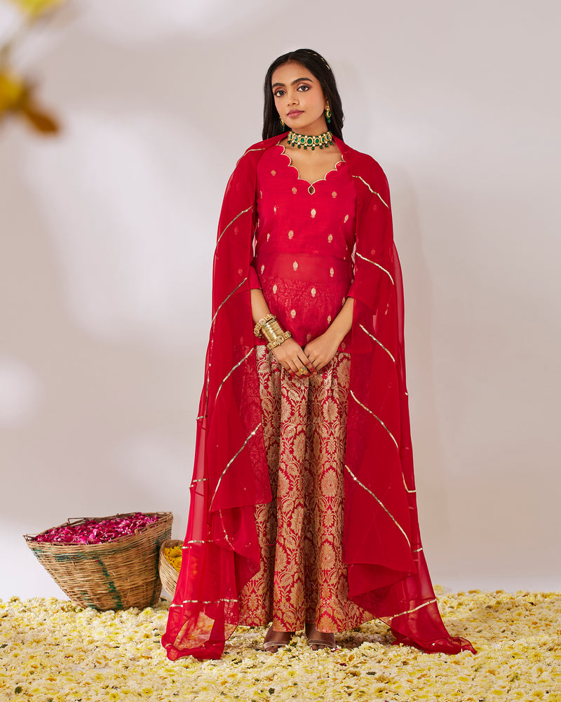 EXP - Dasha Lehenga - Red