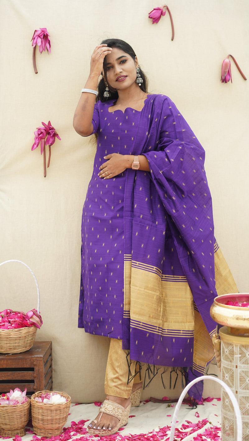 Pavazhi - Regal purple
