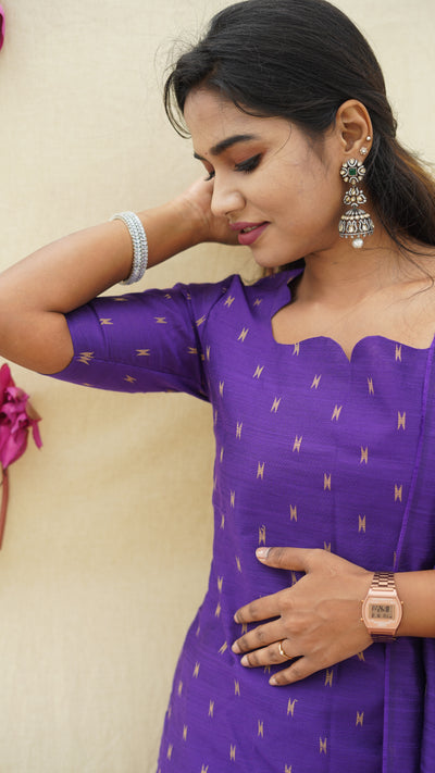 Pavazhi - Regal purple