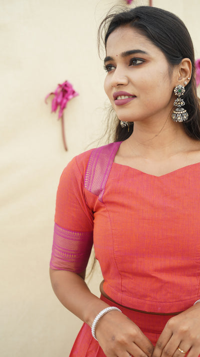 Varnam - Brick coral red