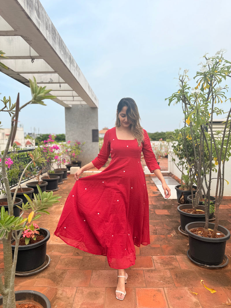 Nayeli - Red
