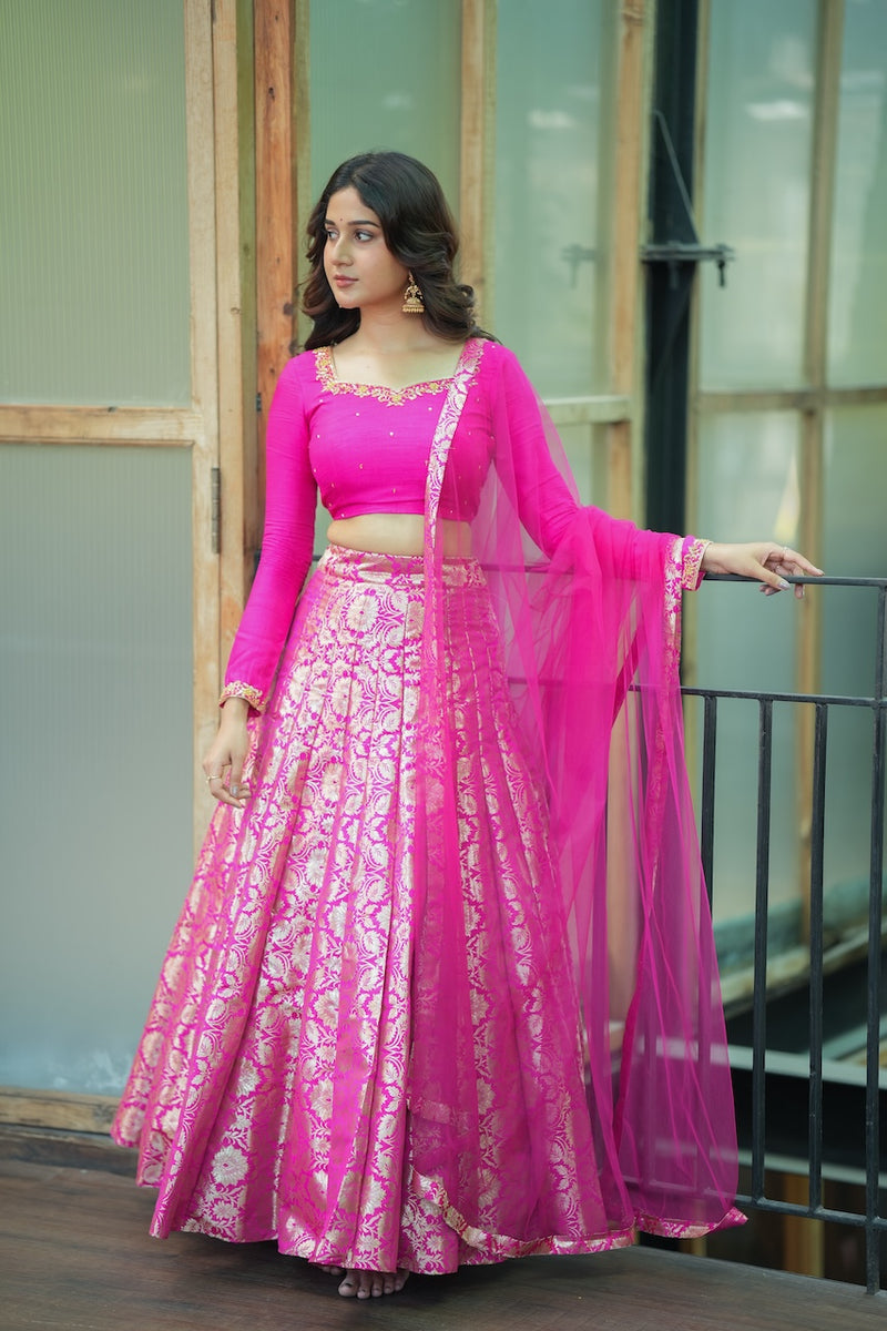 YAARA