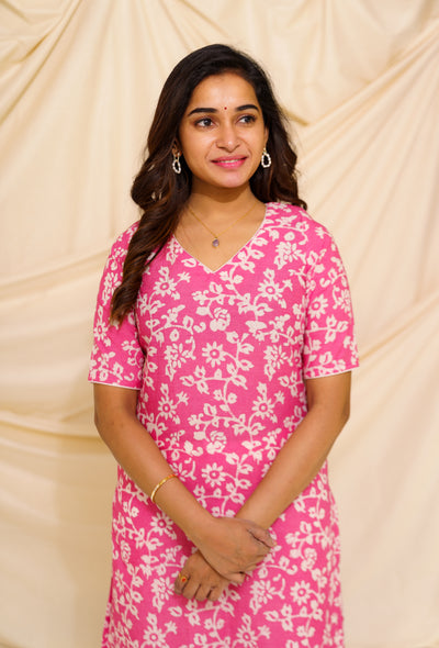 Janani Pink  (Pink Floral Thread Work Border Cotton)