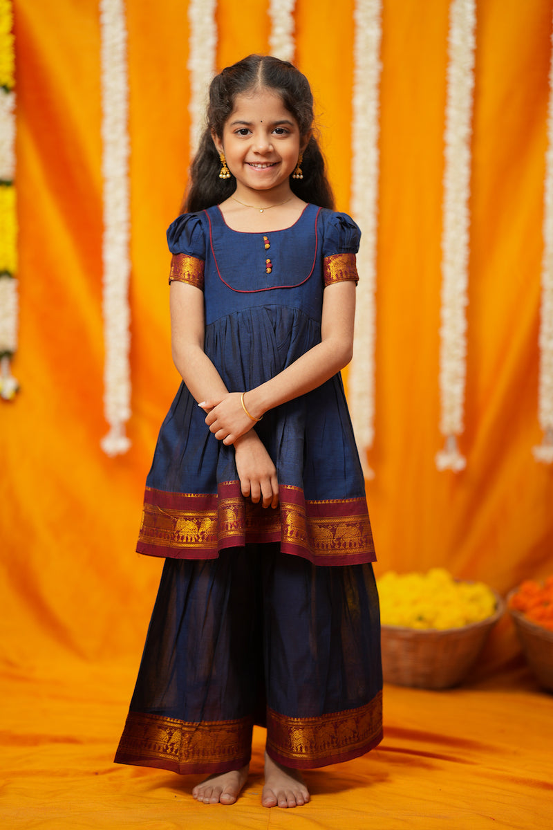 Ezhili Navy Handloom mini