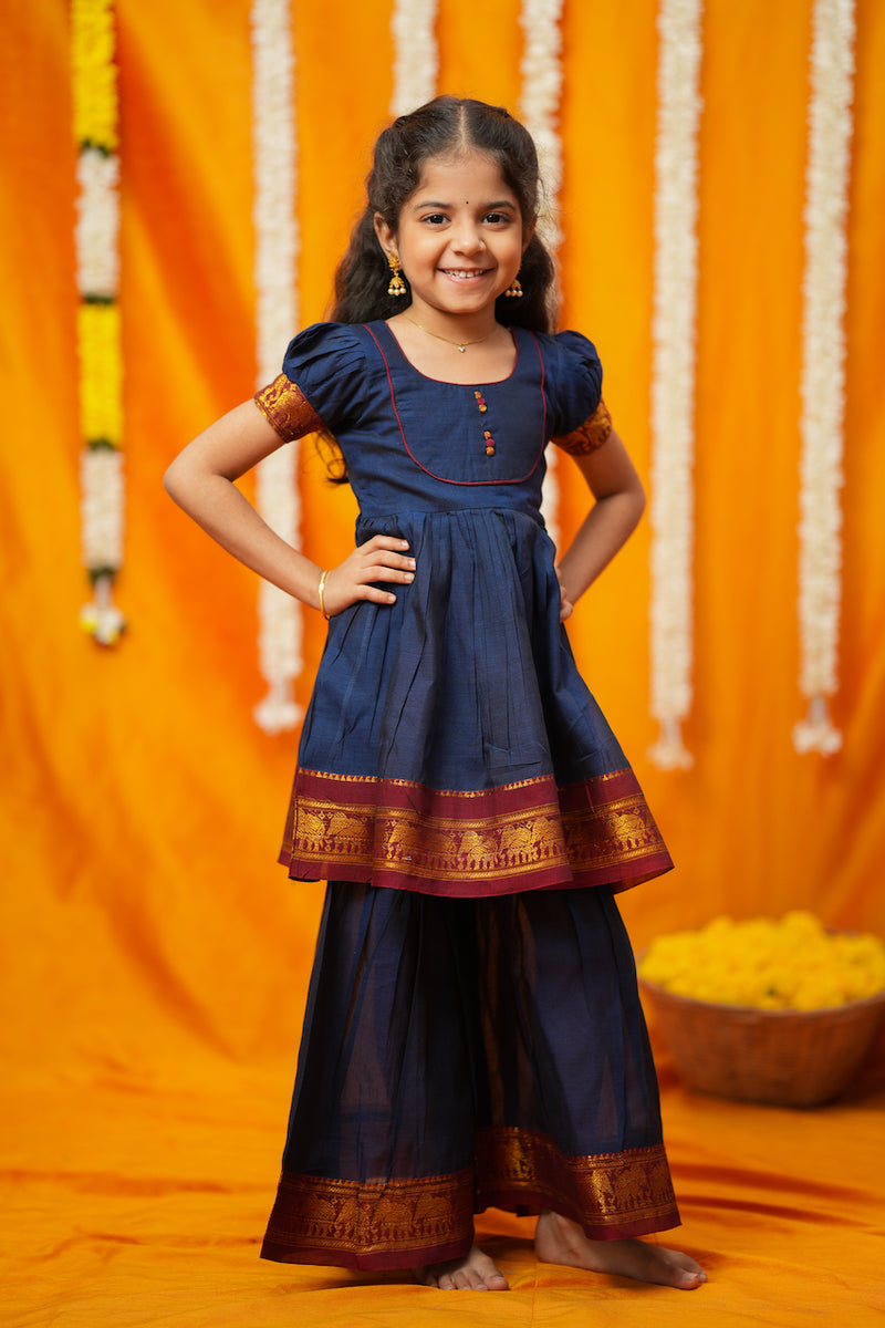 Ezhili Navy Handloom mini