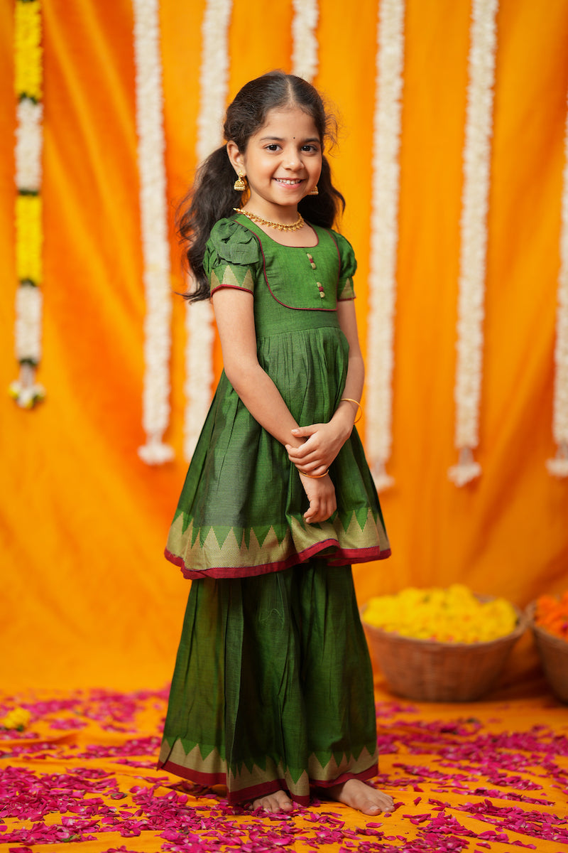 Ezhili Green Handloom kids mini