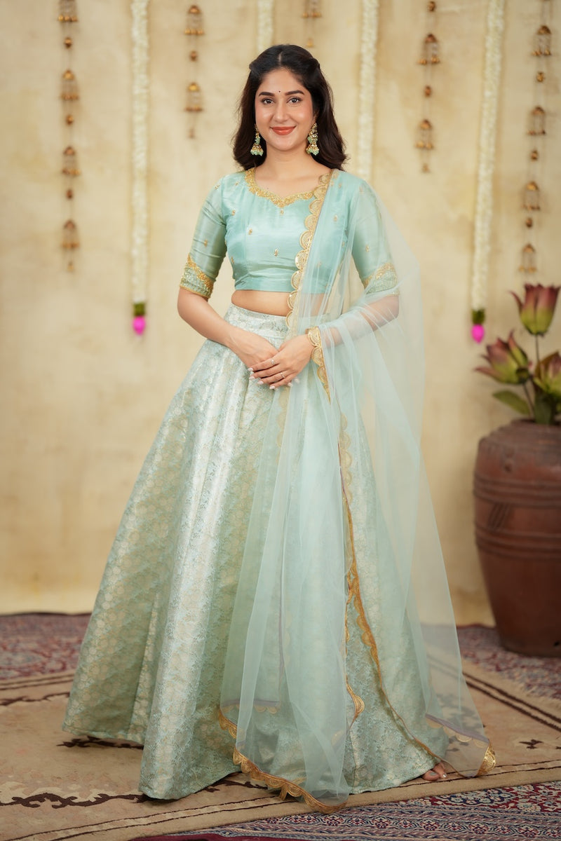 ISHANI Brocade Lehenga