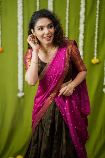 Esha Black check Halfsaree