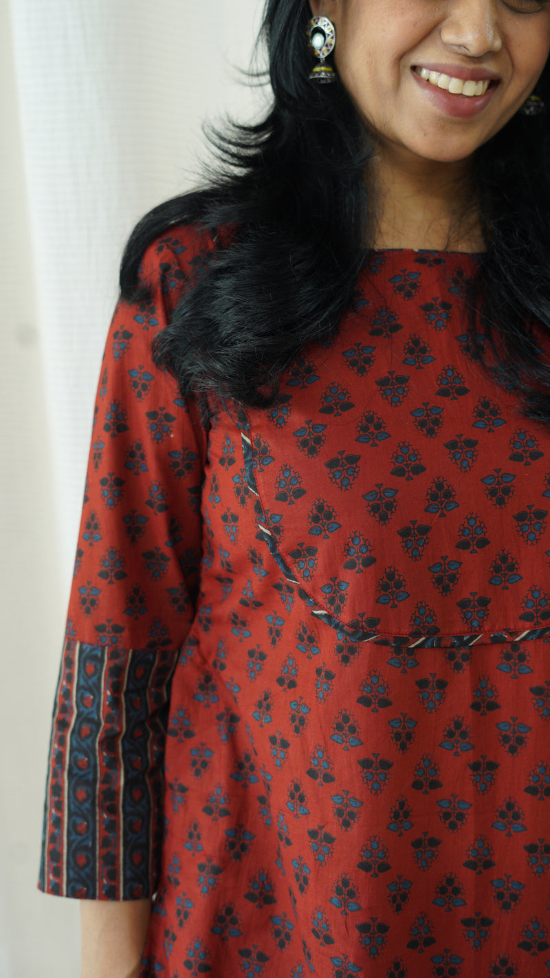 Aashvi Maroon Kurti