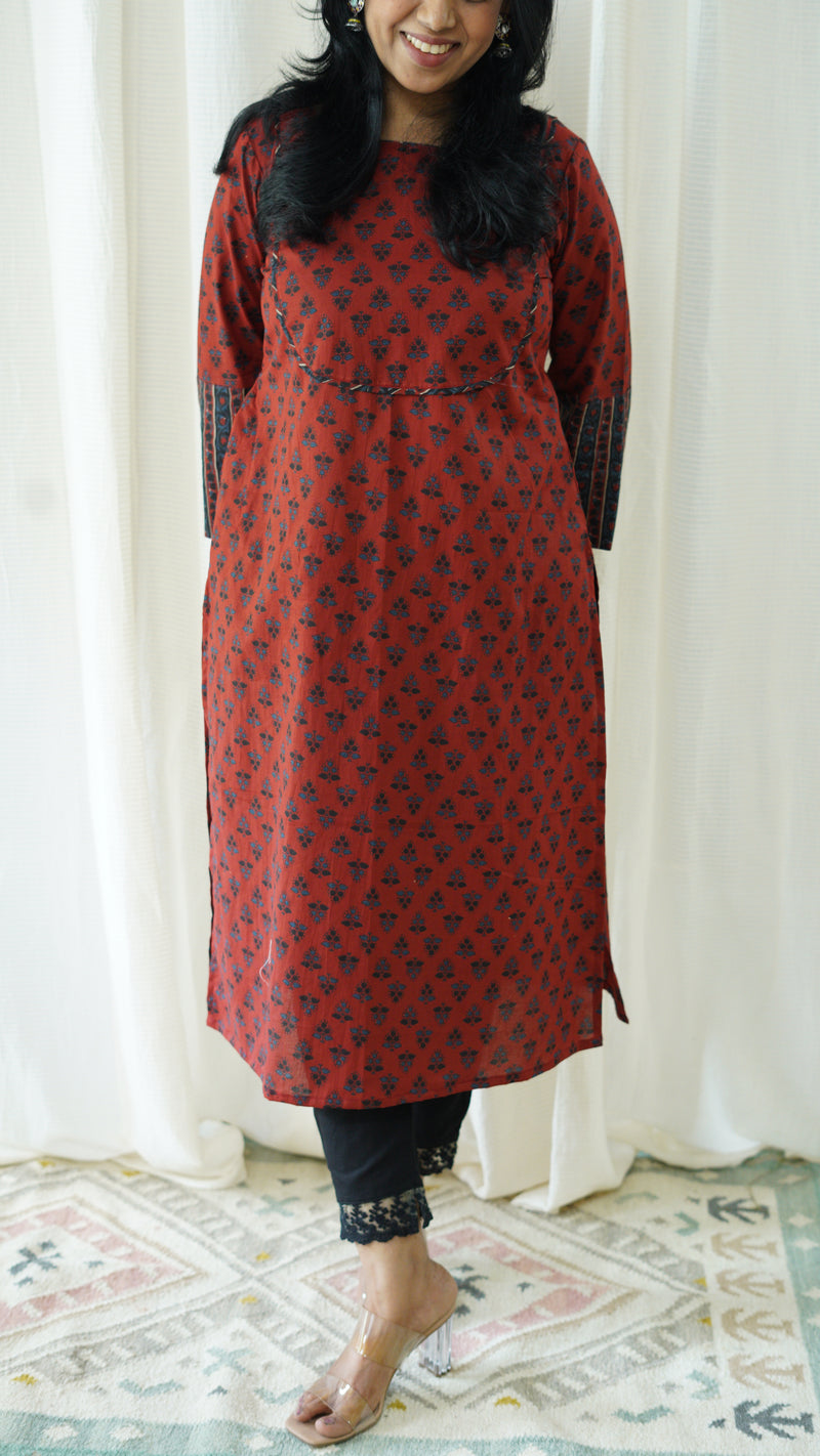 Aashvi Maroon Kurti