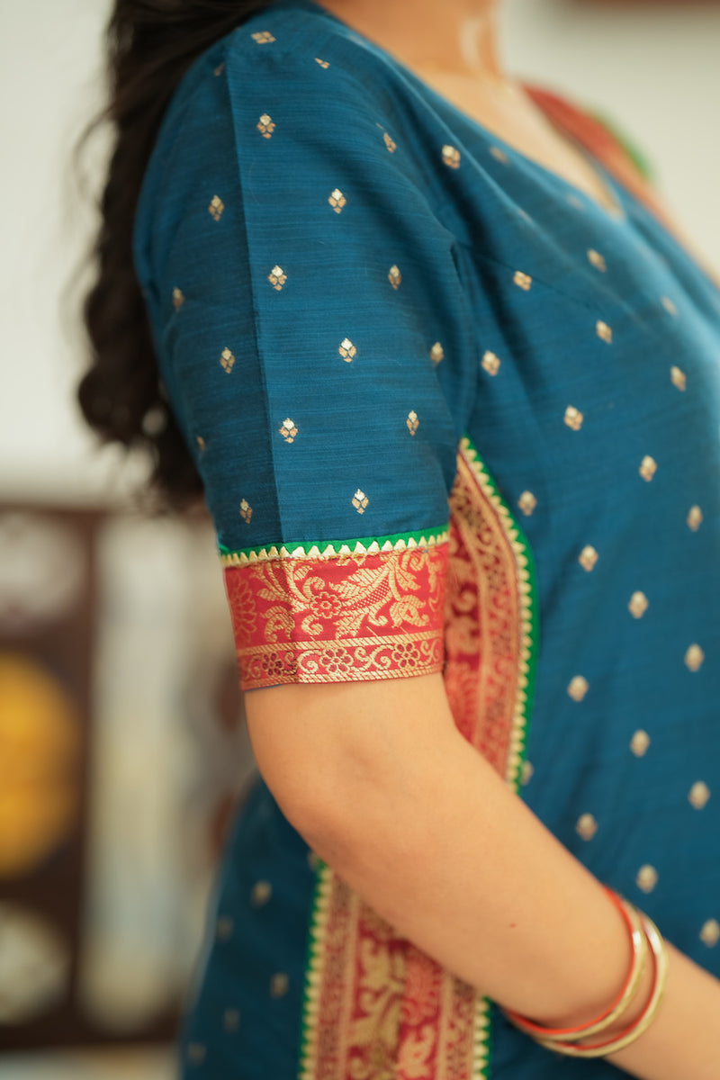Svarna Teal Blue Kurti Set