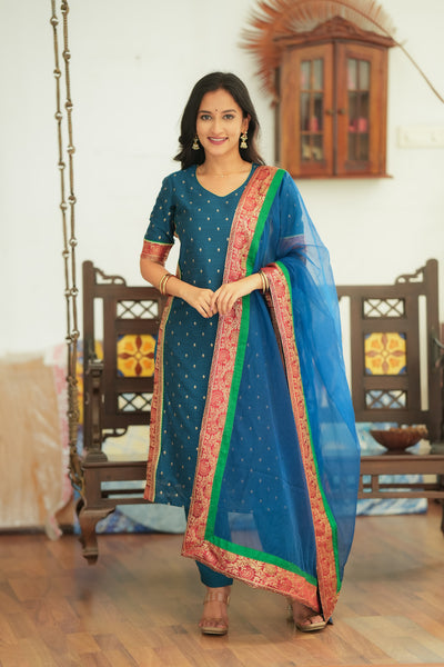 Svarna Teal Blue Kurti Set