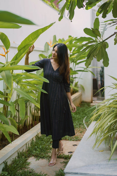 EXP - Swapna Black