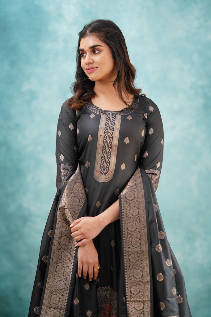 Pavani - Black