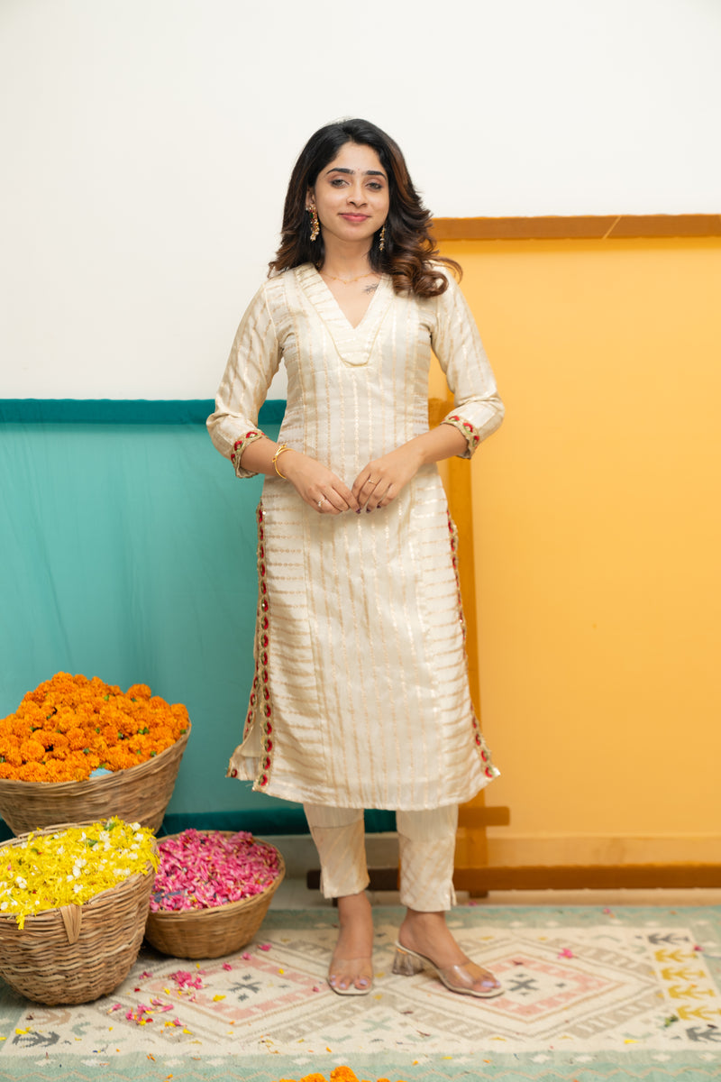 Ananya Ivory Kurti