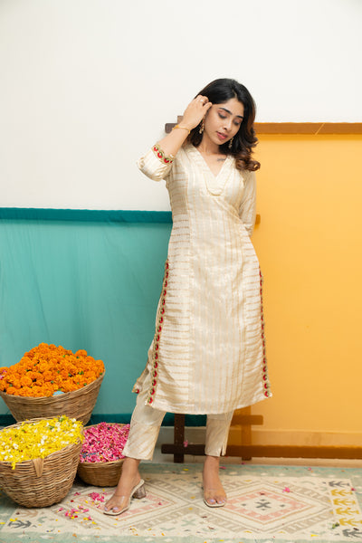 Ananya Ivory Kurti