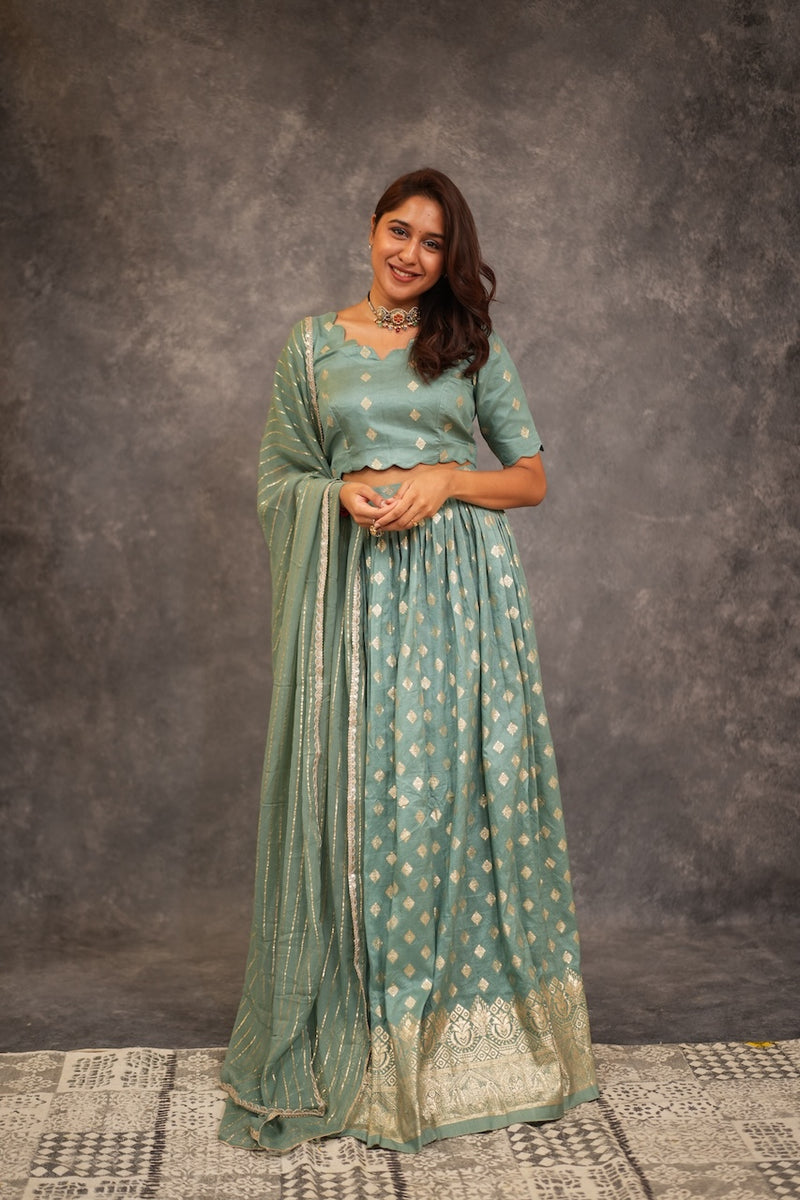 Aadhira Teal