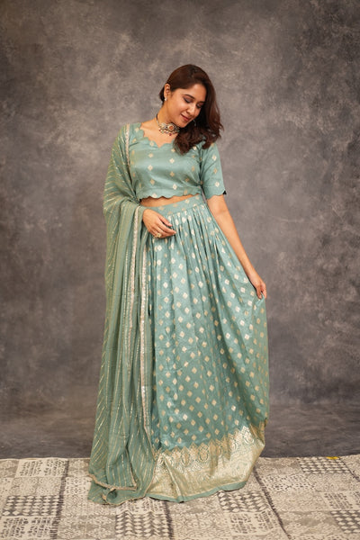 Aadhira Teal