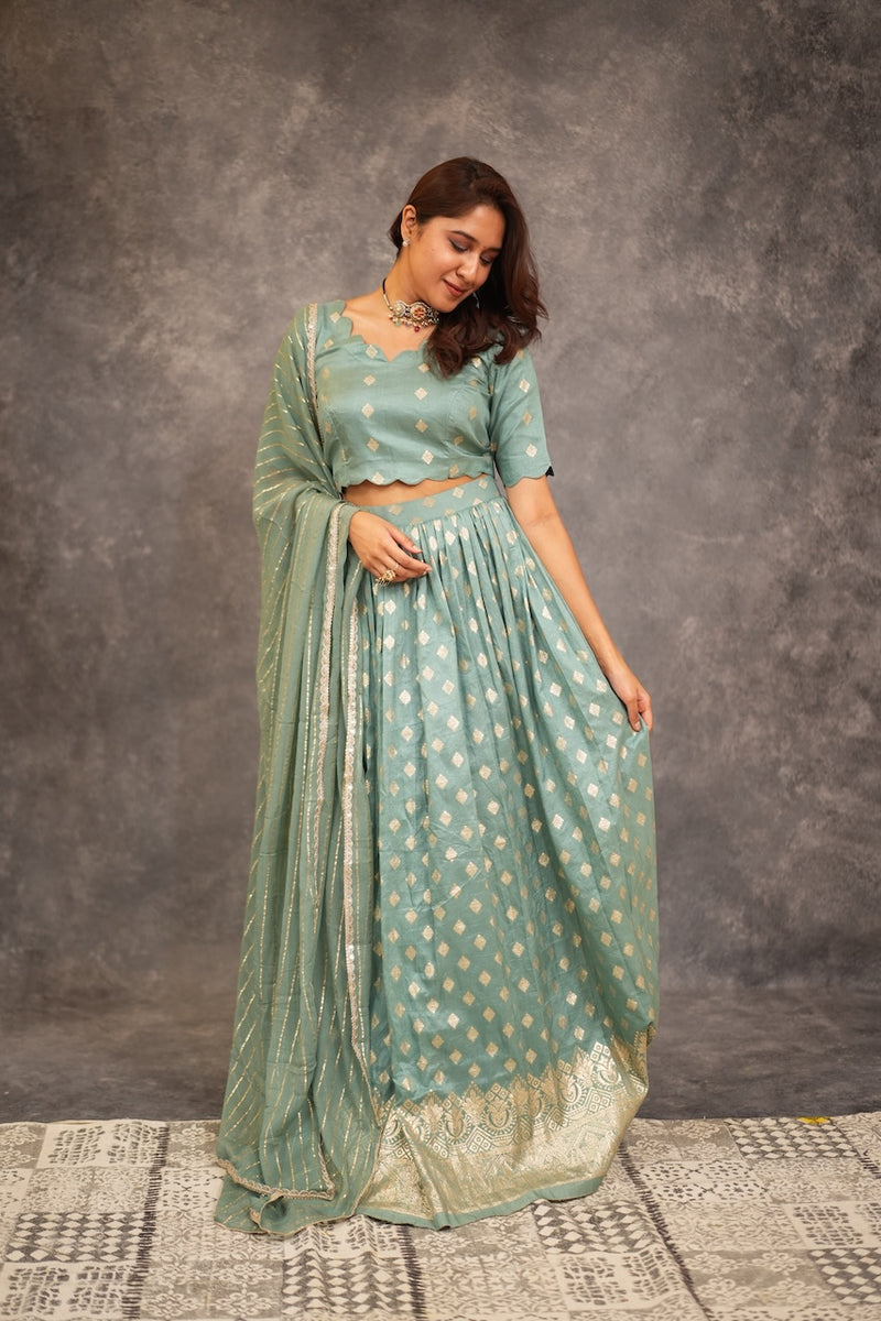 Aadhira Teal