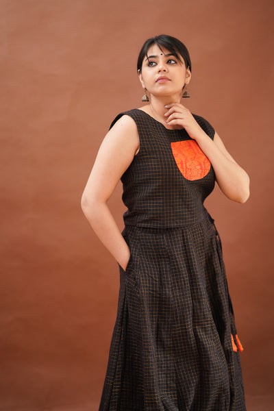 Sungudi - Black Skirt & Crop Top