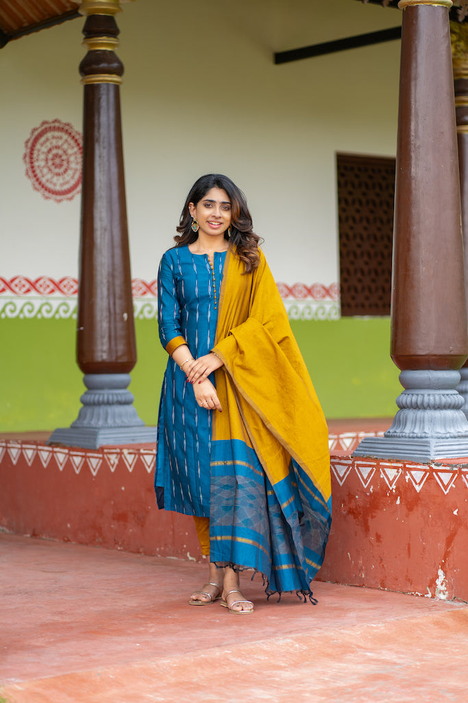 Akshita Blue