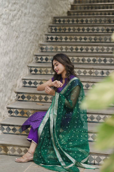 Sonali - Violet